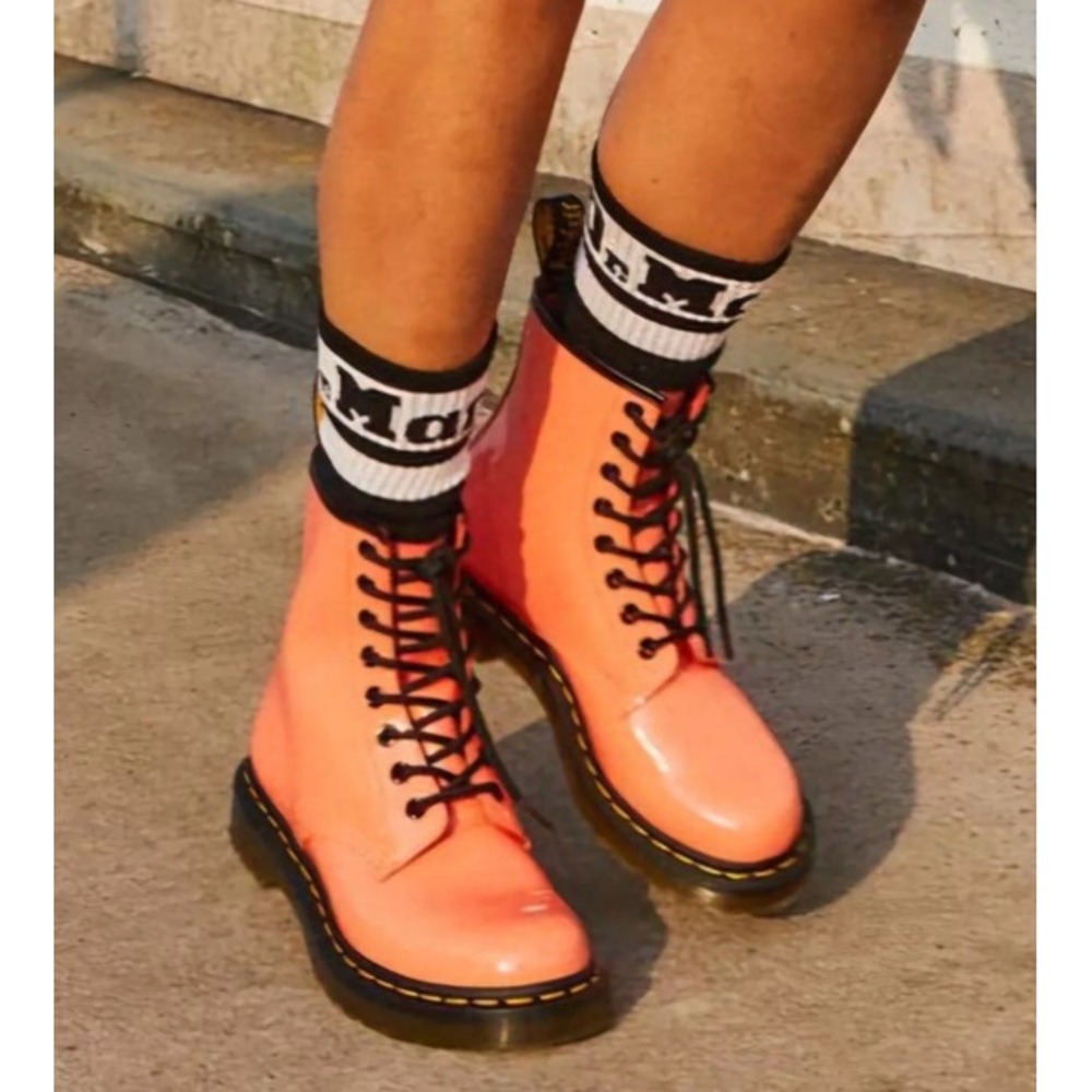 Dr. Martens  Patent Leather Women's Lace-up Shiny Boots Coral Size 5 36 NEW 1460
